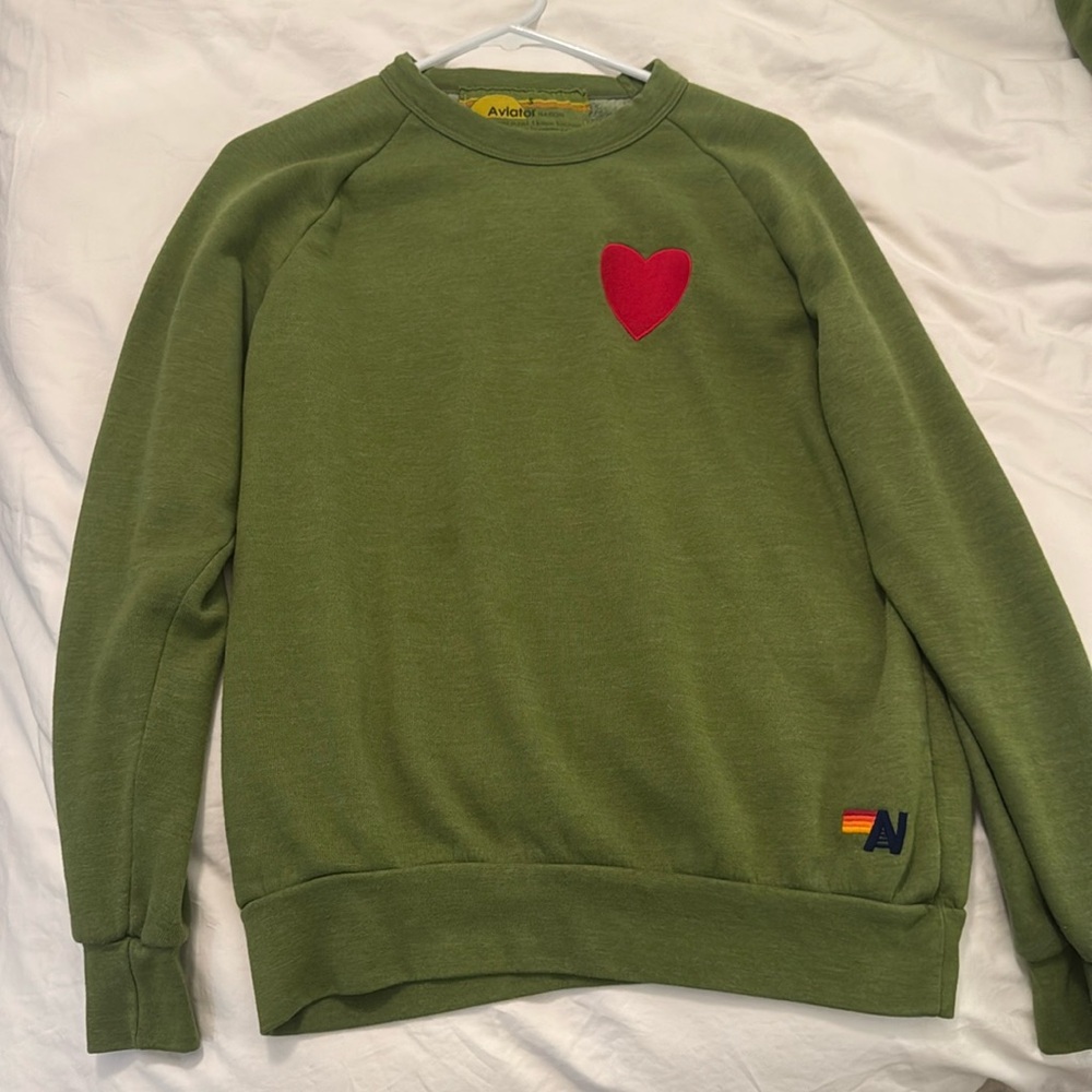 Aviator nation women’s small green sweatshirt